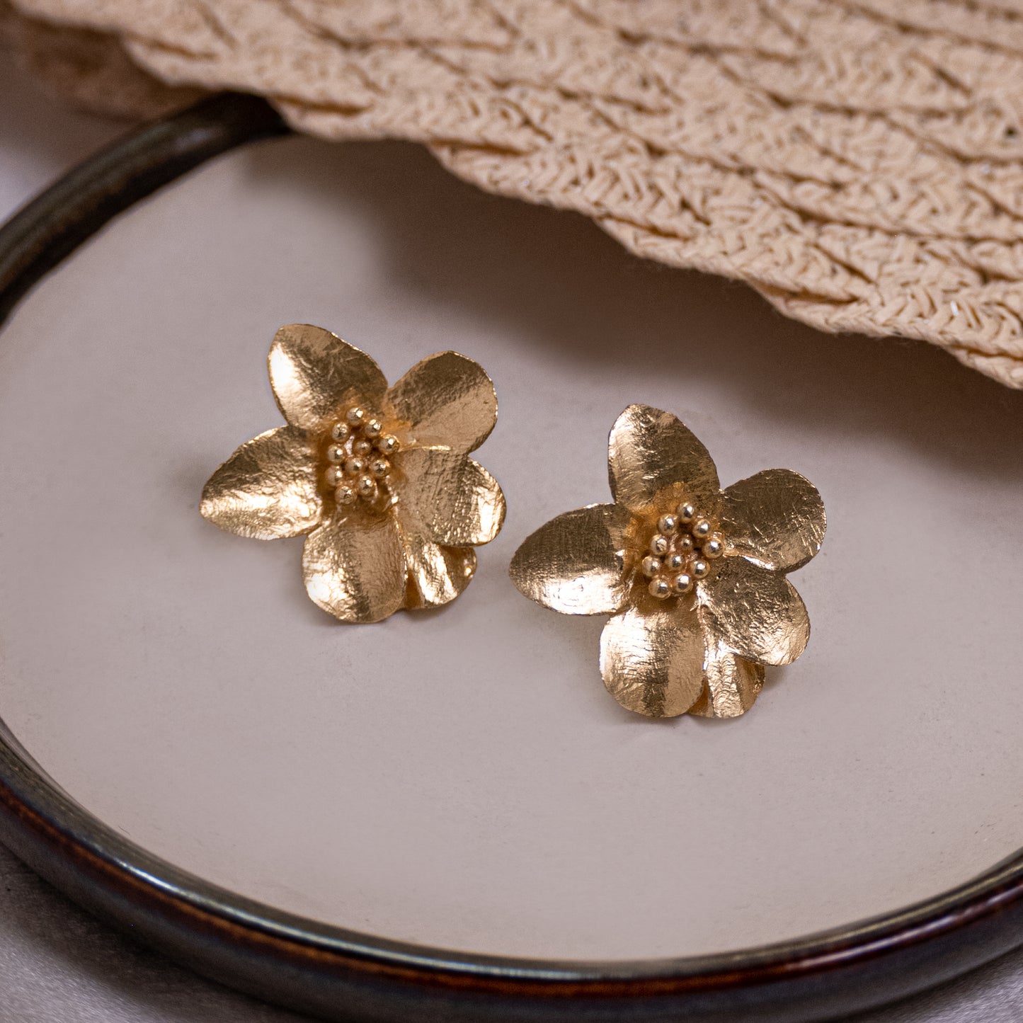 Bloom Studs