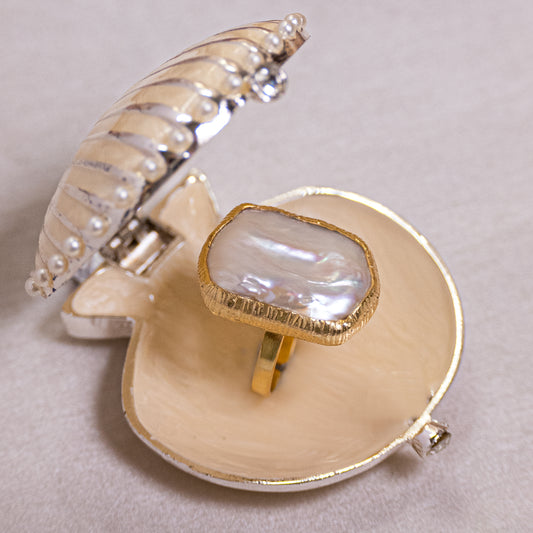 Baroque Pearl Ring